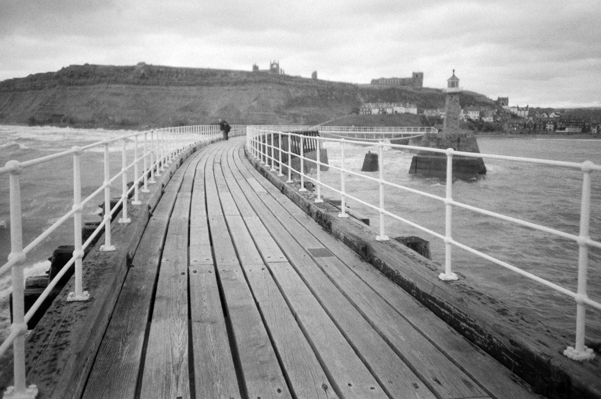 whitby east pier